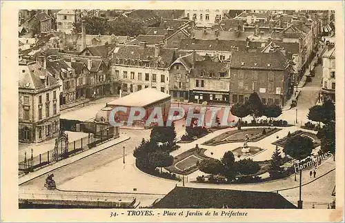 Cartes postales Troyes Place et Jardin de la Prefecture