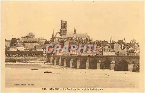Ansichtskarte AK Nevers Le Pont de Loire et la Cathedrale