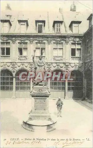 Ansichtskarte AK Lille Statue de Napoleon 1er dans la cour de la Bourse
