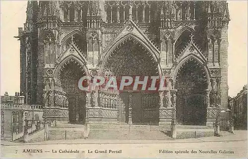 Cartes postales Amiens La Cathedrale Le Grand Portail