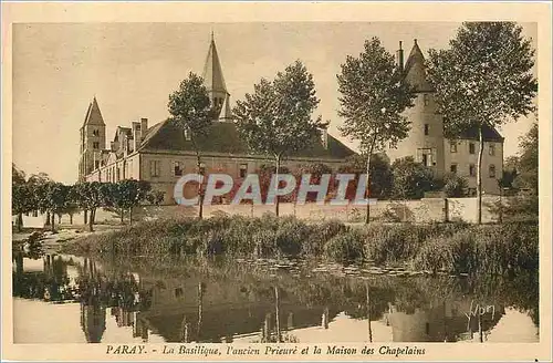 Cartes postales Paray La Basilique L'Ancien Prieure et la Maison des Chapelains