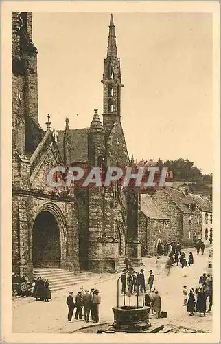 Ansichtskarte AK Locronan (XVe siecle) la Chapelle du Penity (Maison de Penitence) la Porte de l'Eglise