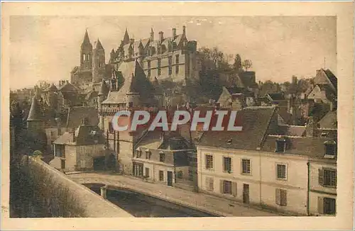 Cartes postales Loches (I et L) Le Chateau Royal (Mon Hist) Bati au XIIe et Agrandi au XVe S et la Porte des Cor