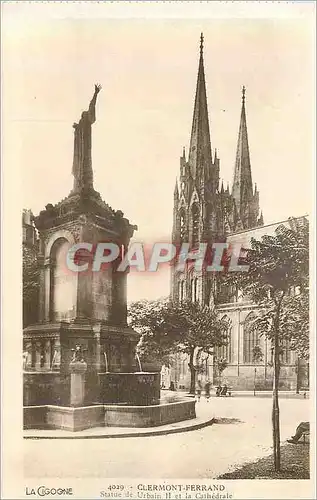 Cartes postales Clermont Ferrand Statue de Urbain II et la Cathedrale