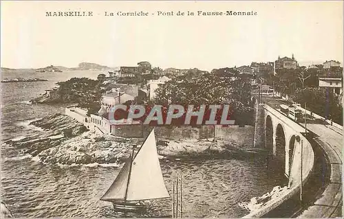 Cartes postales Marseille La Corniche Pont de la Fausse Monnaie Bateau