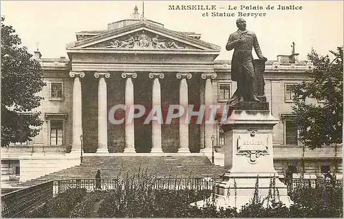 Ansichtskarte AK Marseille Le Palais de Justice et Statue Berryer