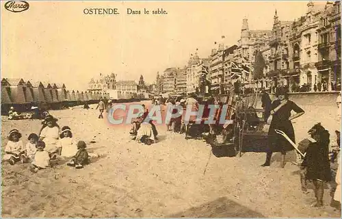 Cartes postales Ostende Dans le sable