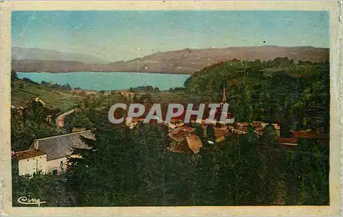 Cartes postales Environs de Clermont (P de D) L'Auvergne Pittoresque Le Lac et le Village d'Aydat (80 Hectares)