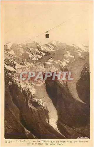 Cartes postales Chamonix Le Teleferique de Plan Praz au Brevent et le Massif du Mont Blanc