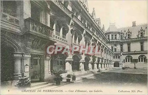 Ansichtskarte AK Chateau de Pierrefonds Cour d'Honneur une Galerie