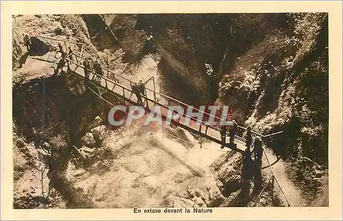 Ansichtskarte AK En Extase devant La Nature Gorges de la Diosaz Une Merveille de la Nature Servoz (Alt 814 m) pre