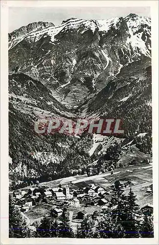 Cartes postales moderne Savoie Notre Dame de Bellecombe (1134 m) et la Chaine des Aravis