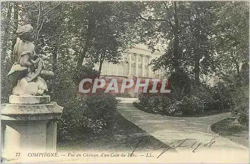 Cartes postales Compiegne Vue du Chateau d'un COin du Parc
