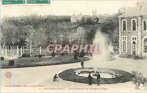 Cartes postales Bourbon Lancy Cour d'Honneur de l'Hospice d'Aligre