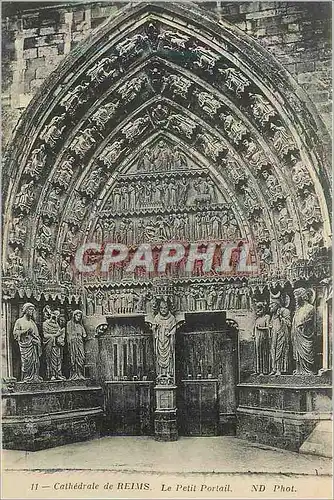 Cartes postales Cathedrale de Reims Le Petit Portail