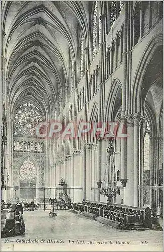 Cartes postales Cathedrale de Reims La Nef Vue prise du Choeur