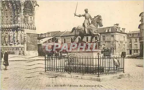 Ansichtskarte AK Reims Statue de Jeanne d'Arc