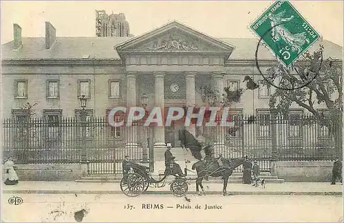Cartes postales Reims Palais de Justice Caleche