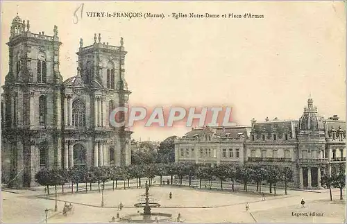 Ansichtskarte AK Vitry le Francois (Marne) Eglise Notre Dame et Place d'Armes