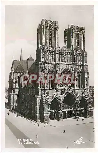 Cartes postales Reims La Cathedrale
