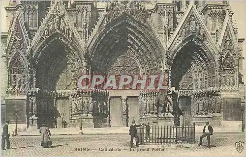 Ansichtskarte AK Reims La Cathedrale Le Grand Portail