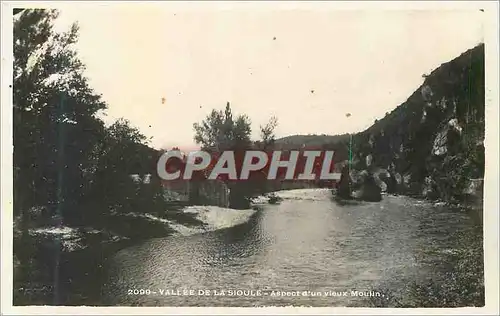 Cartes postales moderne 2099 vallee de la sioule aspect d un vieux moulin