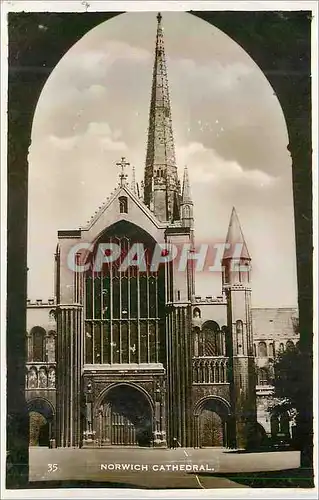 Cartes postales moderne 35 norwich cathedrale