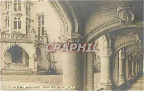 Cartes postales Pierrefonds galerie et escalier d honneur