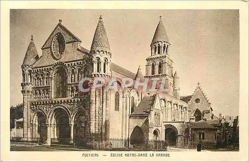Cartes postales Poitiers eglise notre dame la orande