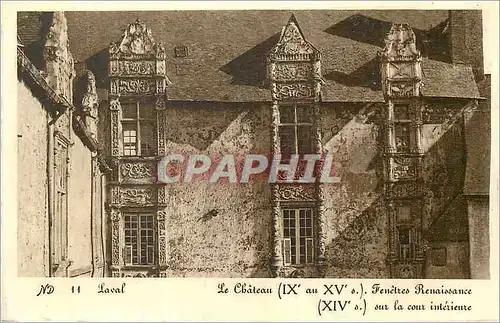 Cartes postales 11 laval le chateau (ix au xv s) fenetres renaissance (xiv s) sur la cour interieure