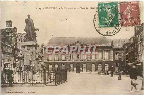 Cartes postales Le havre le museum et la place du vieux