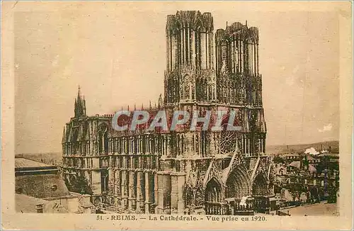 Ansichtskarte AK 51 reims la cathedrale vue prise en 1920