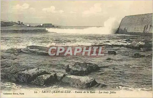 Cartes postales Saint Jean de Luz Entree de la Rade Les Trois Jetees