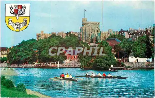 Cartes postales moderne Windsor Castle & River Thames Canoe