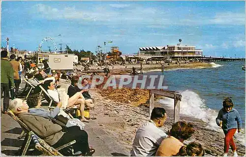 Cartes postales moderne The Beach and Pier Southend on Sea