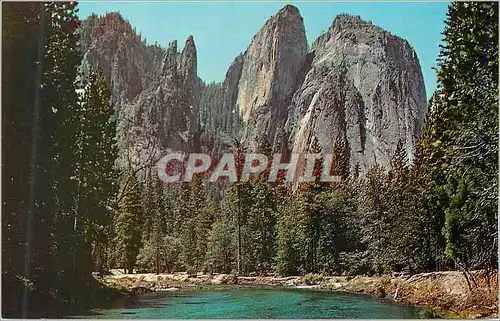Cartes postales moderne Yosemite National Park California Cathedral Rocks and Spires