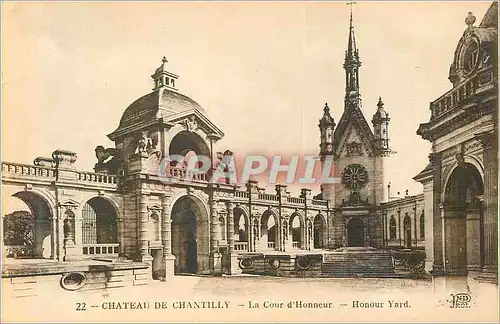 Cartes postales Chateau de Chantilly La Cour d'Honneur