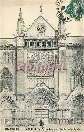Cartes postales Poitiers Facade de la Cathedrale et Porte principale