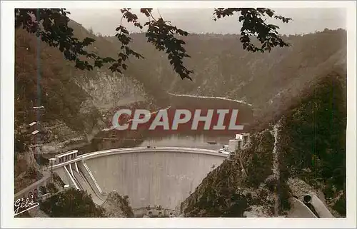 Cartes postales moderne Le Barrage de Mareges (Correze) Vue prise de l'Aval