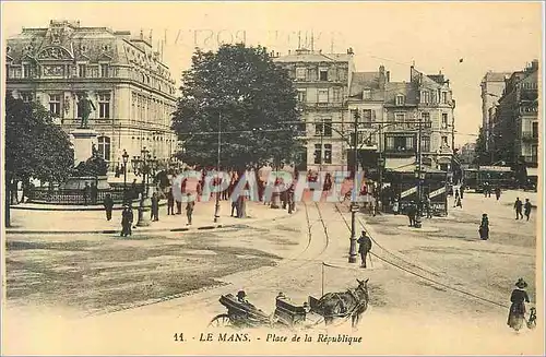 Cartes postales le Mans Place de la Republique