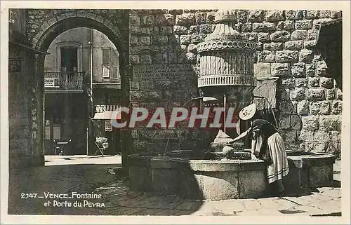 Cartes postales moderne Vence Fontaine et Porte du Peyra