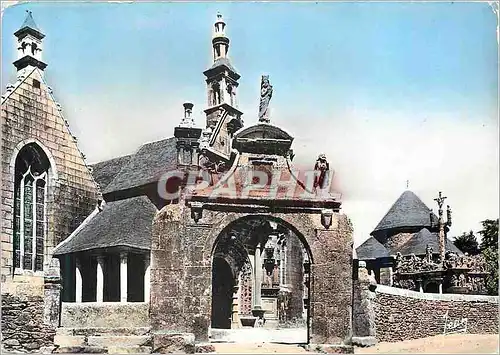 Cartes postales moderne Eglise et Calvaire de Guimiliau (Finistere) La Bretagne