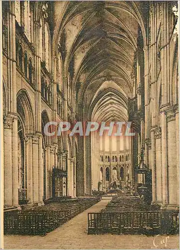 Cartes postales moderne Chartres La Cathedrale La Nef et le Choeur