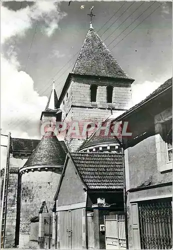 Cartes postales moderne La Guerche (Indre et Loire) L'Eglise