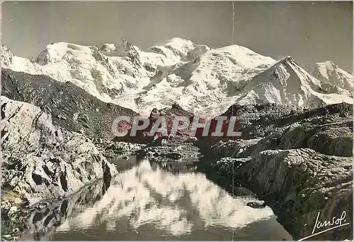 Cartes postales moderne Chamonix (Haute Savoie) Le Lac du Brevet et se Mirant dans ses Eaux L Massif du Mont Blanc