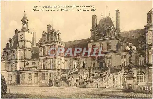 Ansichtskarte AK Palais de Fontainebleau (S et M) L'Escalier du Fer a Cheval