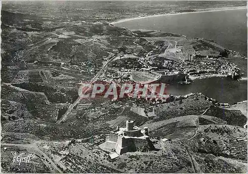 Cartes postales moderne Collioure (P O) En Roussillon Les Pyrenees Vue Aerienne Le Fort Saint Elme