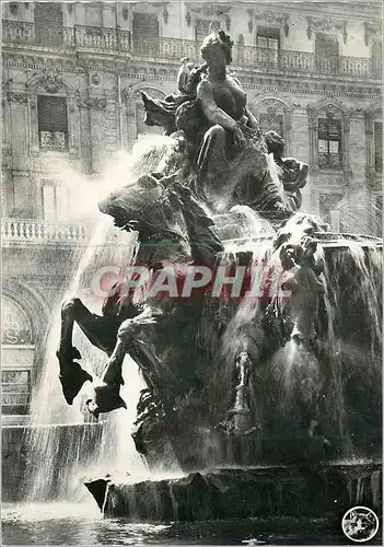 Cartes postales moderne Lyon Place des Terreaux Fontaine Bartholdi