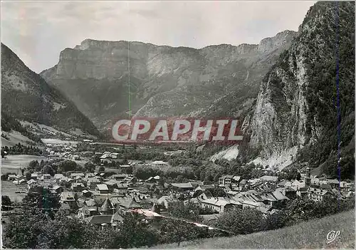 Cartes postales moderne Thones Vue Generale et le Parmelan