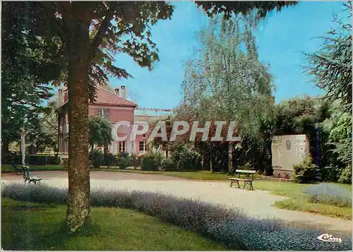 Cartes postales moderne Bellac (Haute Vienne) le Monument Jean Giraudoux